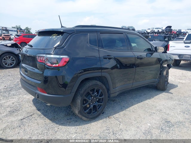 3C4NJCBB3NT224974 Jeep Compass Altitude Fwd