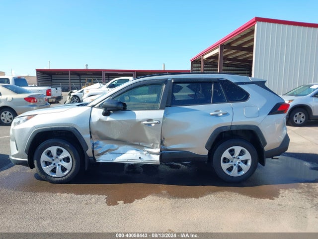 Toyota RAV4 LE 2019 JTMH1RFV6KJ007457 Image 15