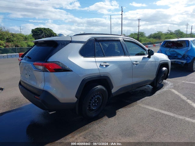 Toyota RAV4 LE 2019 JTMH1RFV6KJ007457 Image 4