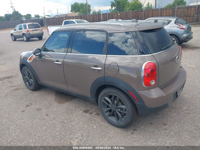 2013 MINI COUNTRYMAN WMWZB3C55DWM08990 Photo 2