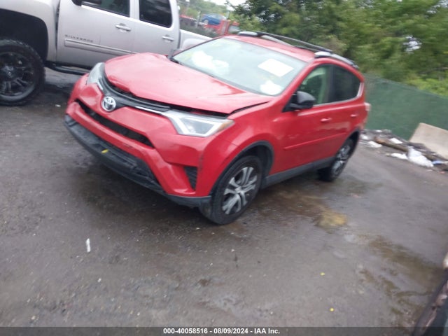 Toyota RAV4 LE 2016 JTMZFREVXGJ093421 Image 2