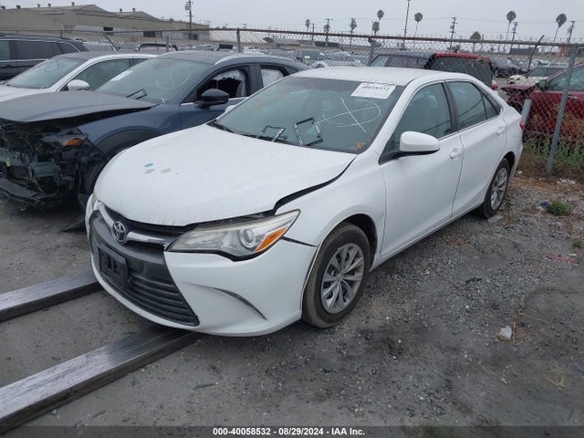 Toyota CAMRY LE 2017 4T1BF1FK1HU368628 Image 2