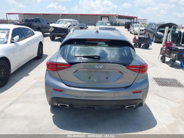 SJKCH5CPXJA045788 Infiniti Qx30 Premium