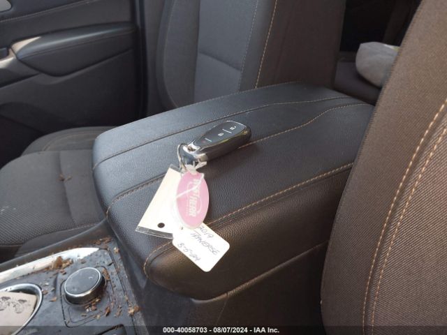 1GNERFKW2KJ157551 Chevrolet Traverse Ls
