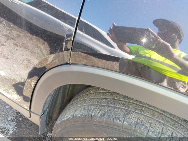 1GNERFKW2KJ157551 Chevrolet Traverse Ls