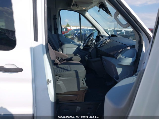 1FDZK1CM8JKB56553 Ford Transit-150 Xlt