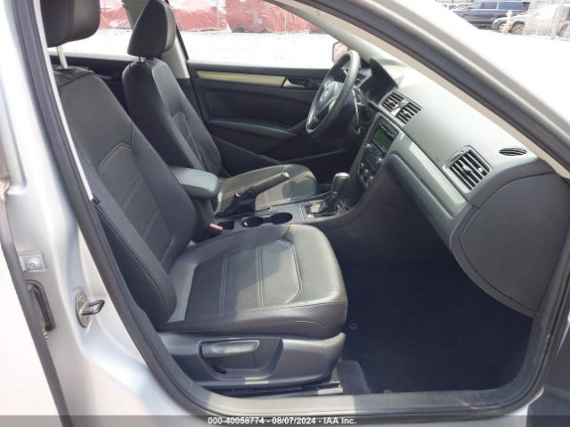1VWAT7A3XEC036276 Volkswagen Passat 1.8t Wolfsburg Edition