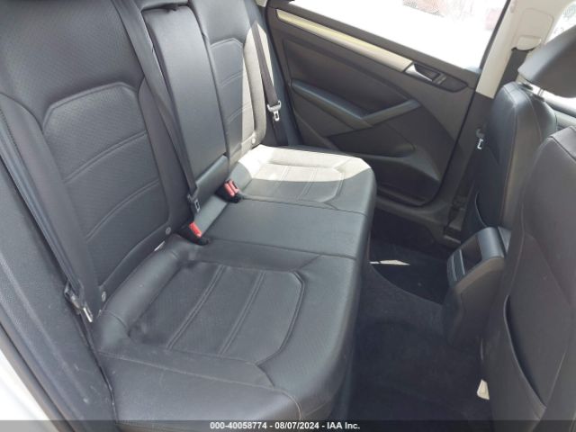 1VWAT7A3XEC036276 Volkswagen Passat 1.8t Wolfsburg Edition