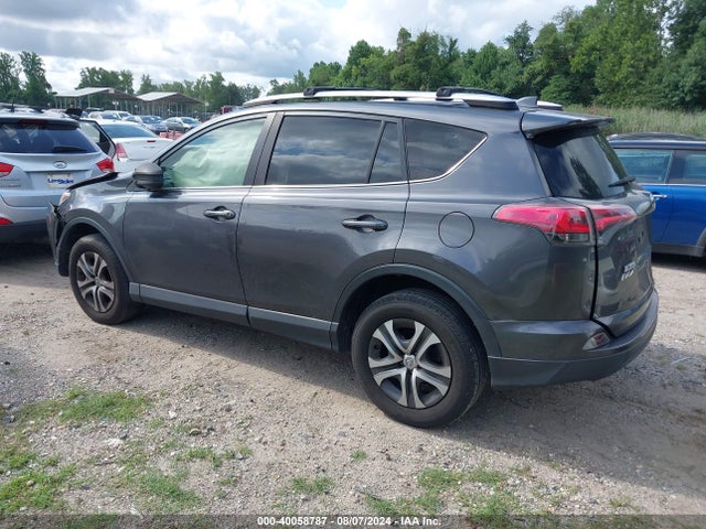 Toyota RAV4 LE 2016 JTMZFREV5GJ086098 Image 3