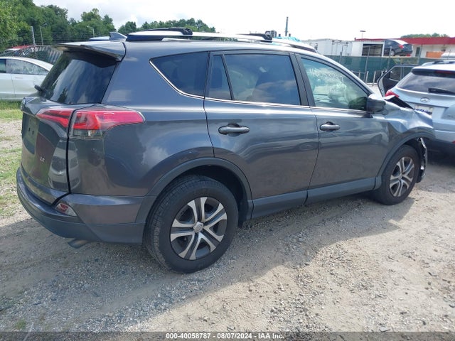 Toyota RAV4 LE 2016 JTMZFREV5GJ086098 Image 4