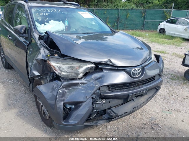 Toyota RAV4 LE 2016 JTMZFREV5GJ086098 Image 6