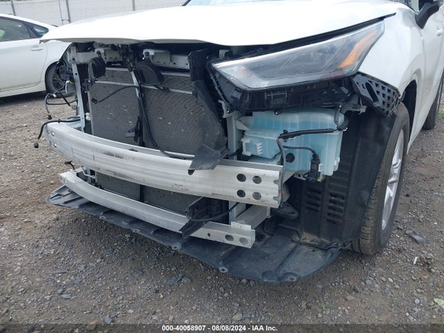 Toyota Highlander Le 2023 5TDKDRAH8PS503904 Image 6