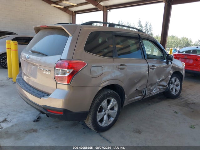 Subaru Forester 2.5i Limited 2015 JF2SJAKCXFH475427 Image 4