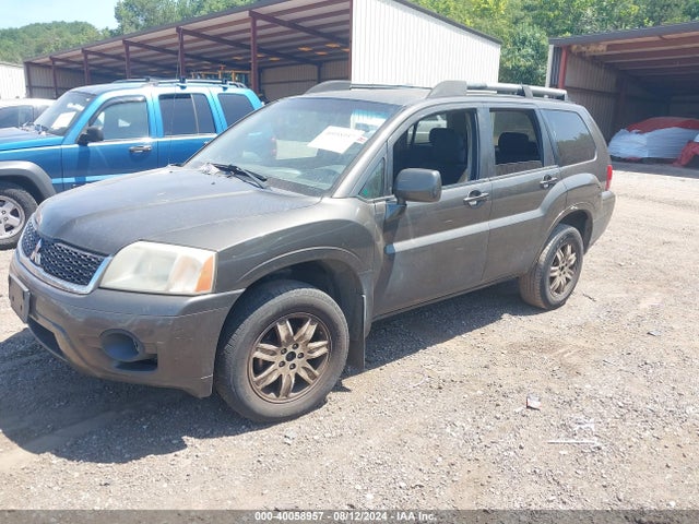 2011 MITSUBISHI ENDEAVOR 4A4JM2AS3BE034310 Photo 1