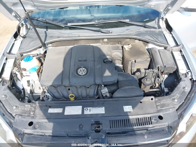 1VWBH7A31EC009067 Volkswagen Passat 2.5l Se