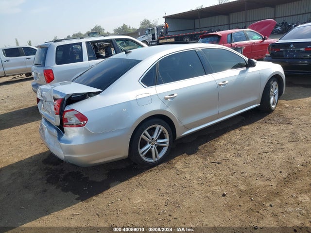 1VWBH7A31EC009067 Volkswagen Passat 2.5l Se