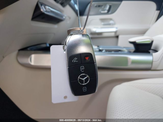W1N4M4GB5MW143977 Mercedes-Benz GLB 250