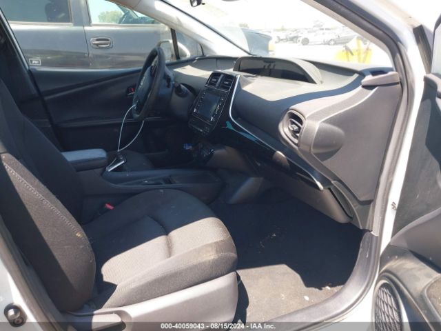 JTDKAMFU8M3133732 Toyota Prius Le