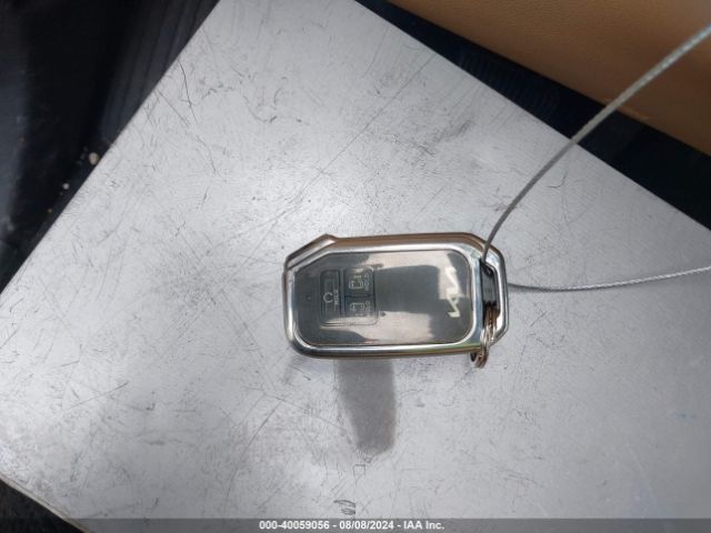 KNDNC5H38P6240185 KIA Carnival Mpv Ex