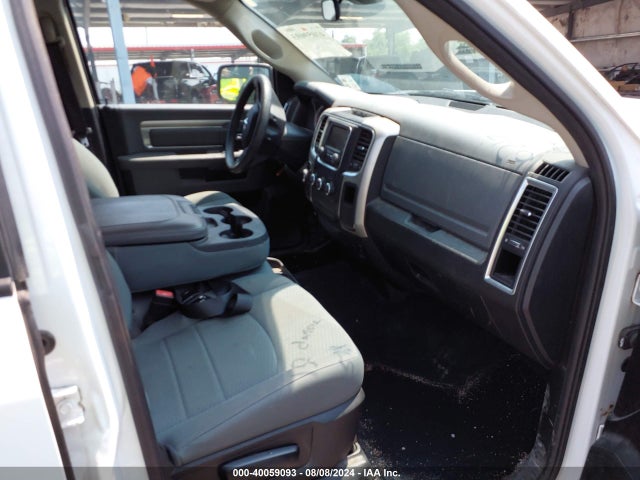 1C6RR7TT4KS606217 RAM 1500 Classic Slt  4x4 6'4 Box