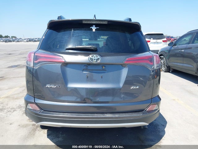 Toyota Rav4 Xle 2018 JTMWFREV0JD124247 Image 16