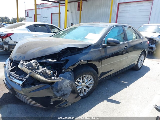 Toyota CAMRY LE 2017 4T1BF1FK6HU278469 Image 2