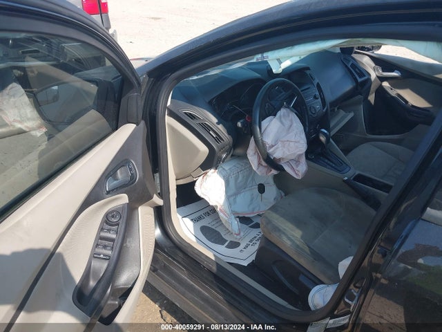 Ford FOCUS SE 2015 1FADP3F24FL324105 Image 5
