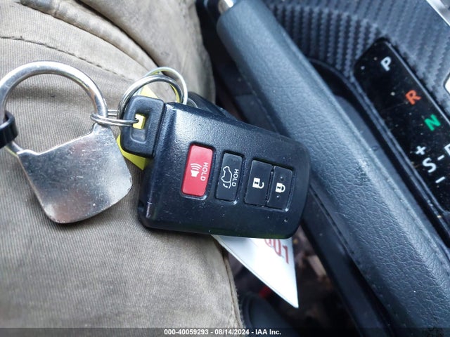 Toyota Rav4 Limited 2015 2T3DFREV1FW285580 Image 11