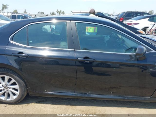 4T1C11AK6NU690428 Toyota CAMRY LE