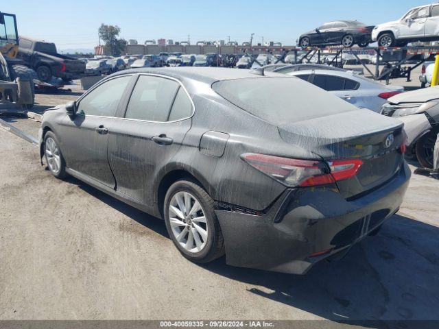 4T1C11AK6NU690428 Toyota CAMRY LE