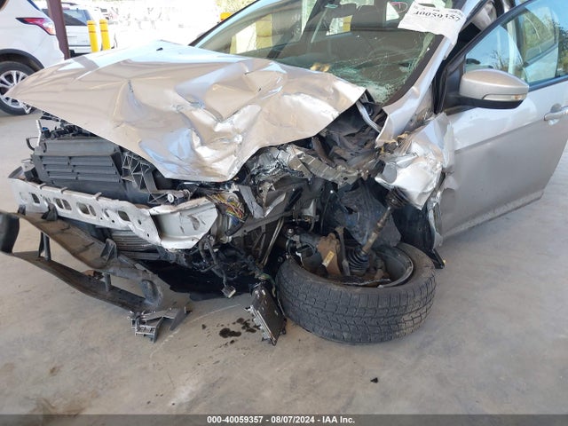 Ford FOCUS SE 2017 1FADP3FE0HL308710 Image 6