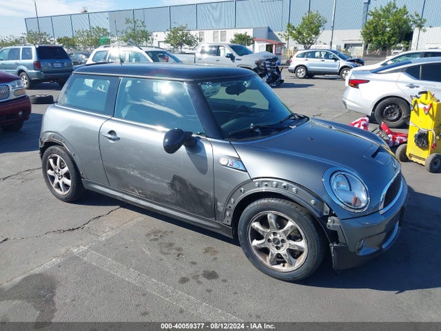 2010 MINI COOPER S WMWMF7C55ATW89658 Photo 0