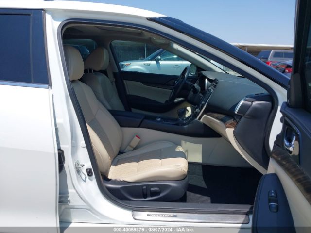 1N4AA6AP6JC404524 Nissan Maxima 3.5 Platinum