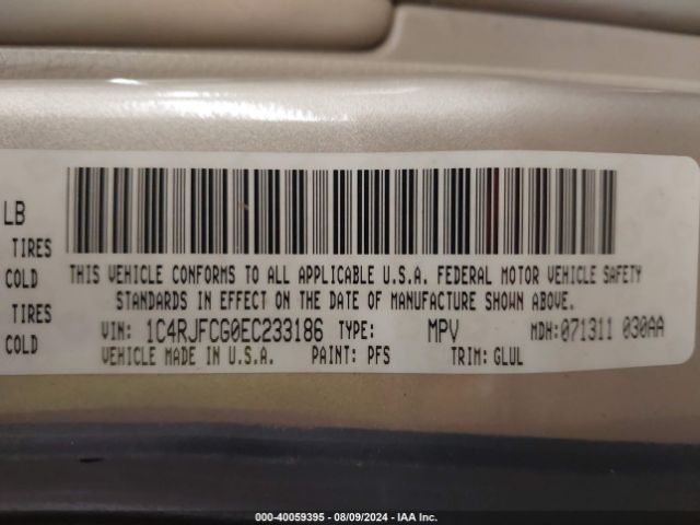 1C4RJFCG0EC233186 Jeep Grand Cherokee Overland