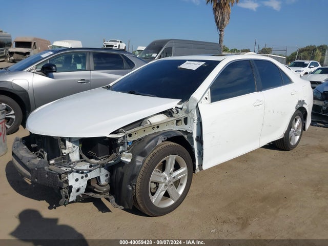Toyota CAMRY SE 2014 4T1BF1FK2EU751599 Image 2