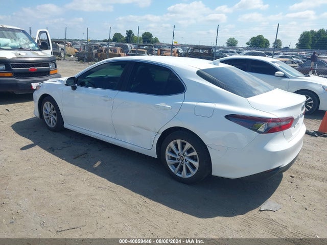 Toyota CAMRY LE 2023 4T1C11AK7PU113765 Image 3