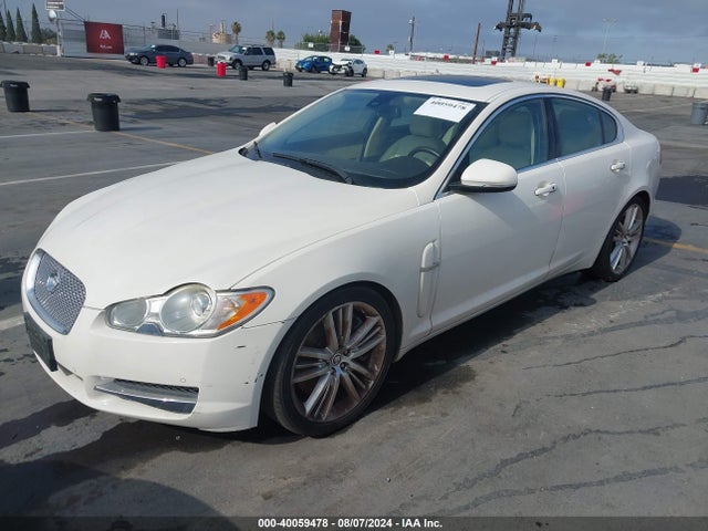 2010 JAGUAR XF SAJWA0HE7AMR68518 Photo 1