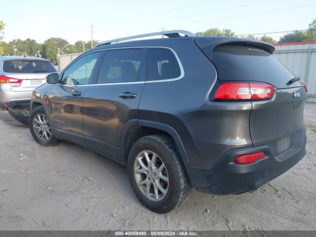 1C4PJLCB7GW370170 Jeep Cherokee Latitude