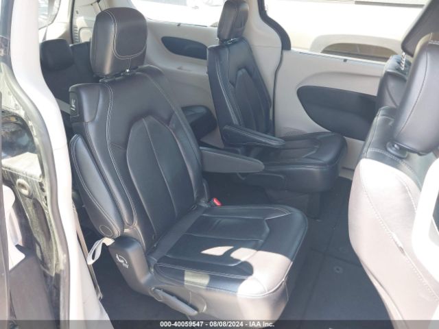 2C4RC1BGXNR170572 Chrysler Pacifica Touring L
