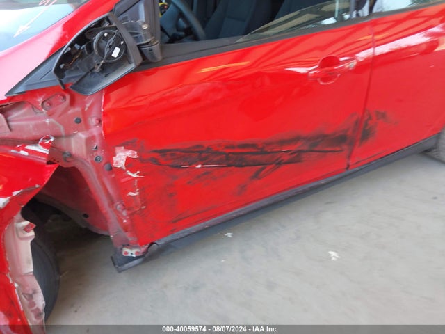 Ford FOCUS SE 2016 1FADP3F21GL286477 Image 15