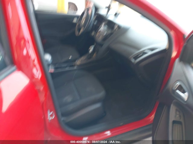 Ford FOCUS SE 2016 1FADP3F21GL286477 Image 5