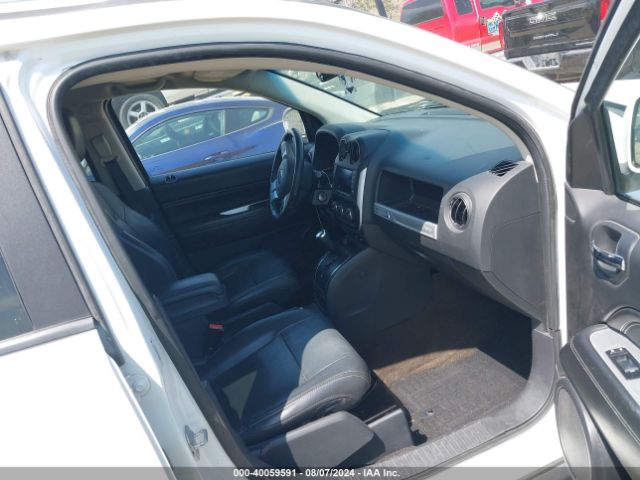 1C4NJCCB0ED684209 Jeep Compass Limited