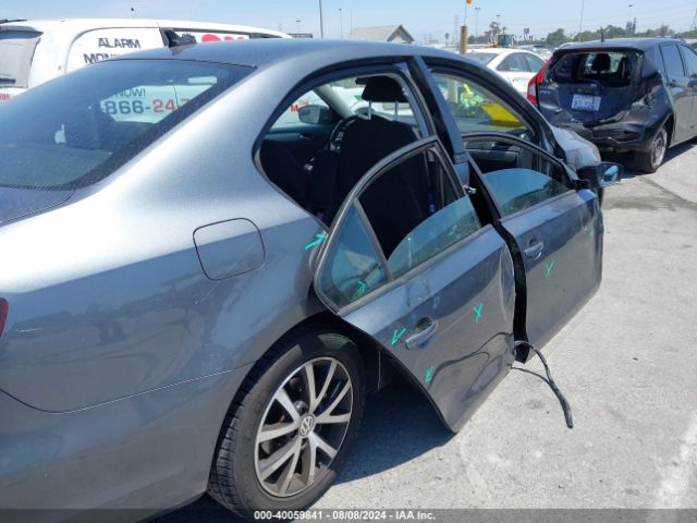 3VWD67AJ0GM389758 Volkswagen Jetta 1.4t Se