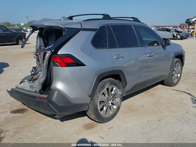 2T3C1RFV5MC140856 Toyota Rav4 Xle Premium