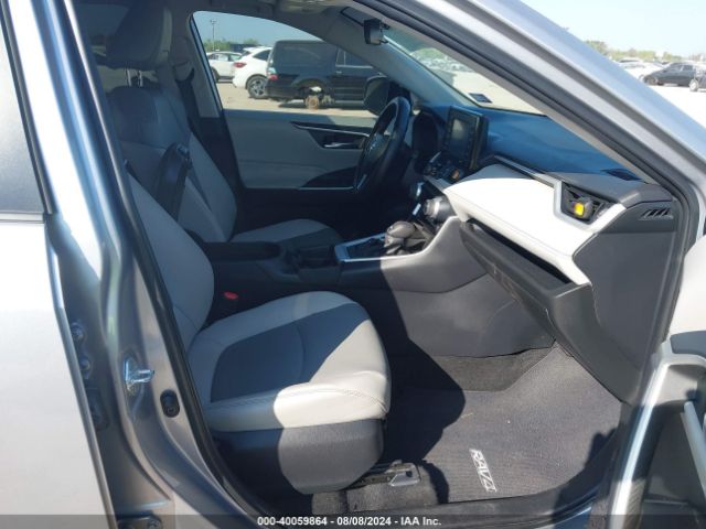 2T3C1RFV5MC140856 Toyota Rav4 Xle Premium