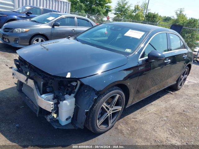 W1K3G4FB6MJ274169 Mercedes-Benz A 220 4matic