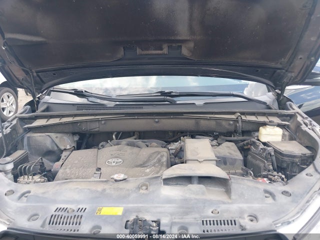 Toyota Highlander Le Plus 2017 5TDZZRFH7HS228794 Image 10