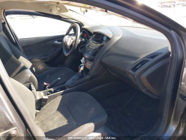 1FADP3K21GL388626 Ford FOCUS SE