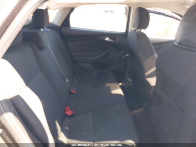 1FADP3K21GL388626 Ford FOCUS SE
