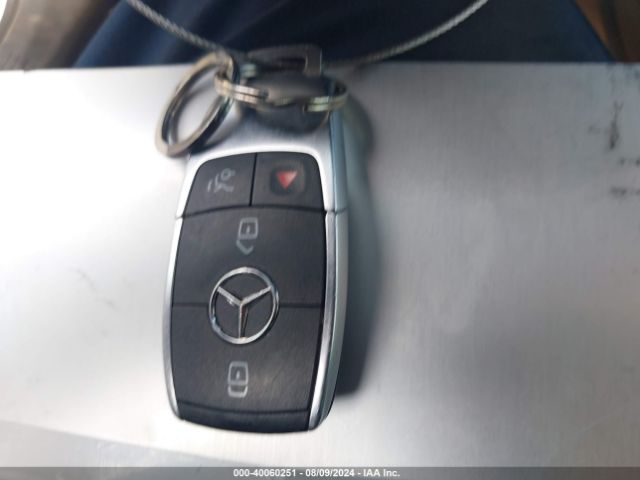 WDD3G4FB5KW023613 Mercedes-Benz A 220 4matic